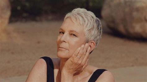 Naked and unafraid: Jamie Lee Curtis, 63, goes nude on social。